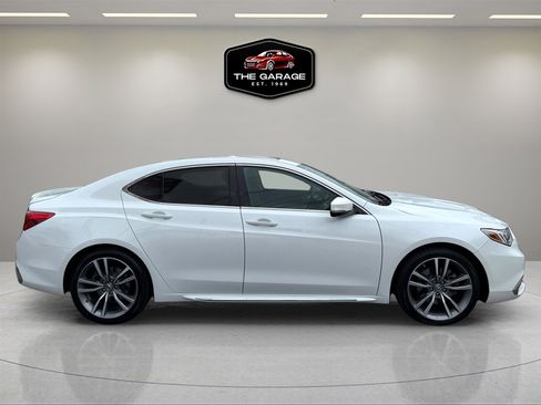Used 2020 Acura TLX V6 SH-AWD w/ Advance Package image 2