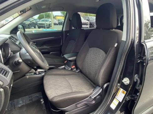 Used 2020 Mitsubishi Outlander Sport ES image 15