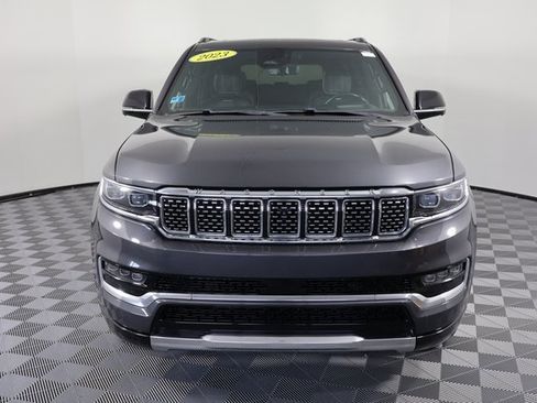 Used 2023 Jeep Grand Wagoneer Series II w/ Premium Group II image 3