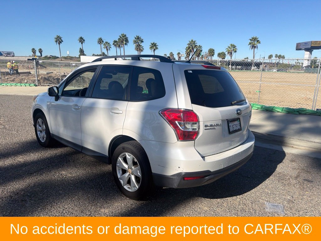 Used 2015 Subaru Forester 2.5i Premium AWD/4WD image 3