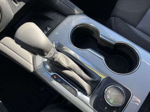 Used 2024 Chevrolet Blazer LT w/ Convenience Package image 25