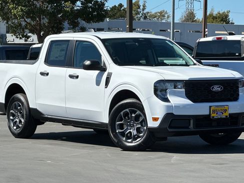 New 2026 Ford Maverick XLT FWD image 9