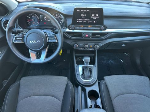 Certified 2023 Kia Forte LXS image 13