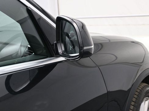 Used 2021 BMW X5 xDrive40i w/ Premium Package image 18