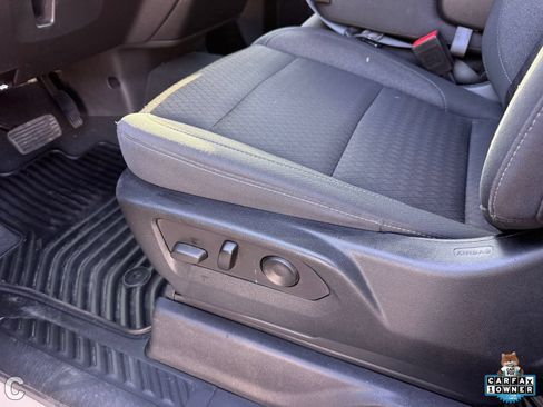 Certified 2022 Chevrolet Silverado 1500 Custom Trail Boss w/ LPO, Dark Essentials Package AWD/4WD image 15