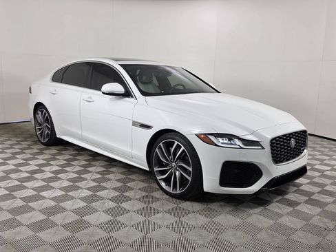 Used 2024 Jaguar XF R-Dynamic SE AWD/4WD image 1