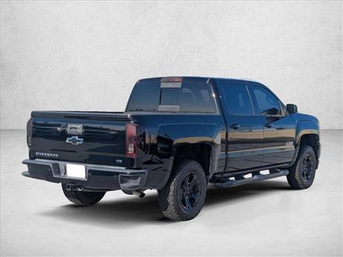 Used 2017 Chevrolet Silverado 1500 LTZ Z71 w/ LTZ Plus Package AWD/4WD image 5