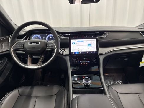 New 2025 Jeep Grand Cherokee L Limited w/ Trailer Tow Package image 8