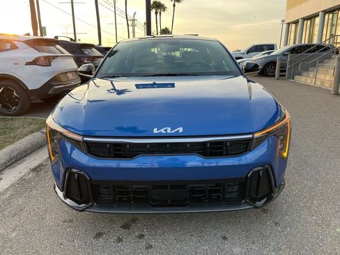 New 2025 Kia K4 GT-Line Turbo w/ GT-Line Sunroof Package FWD image 2