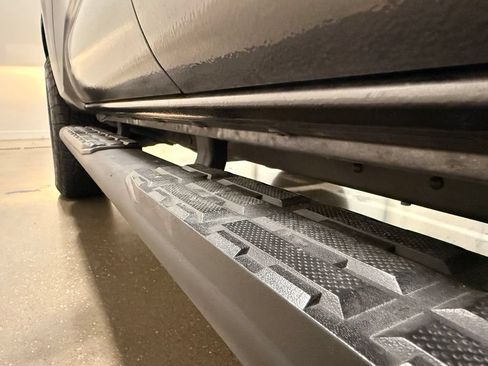 Used 2023 Toyota Tacoma SR AWD/4WD image 12