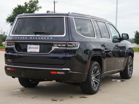 Used 2023 Jeep Grand Wagoneer 4WD image 9