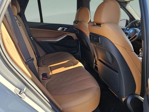 Used 2023 BMW X5 xDrive40i w/ Premium Package image 13