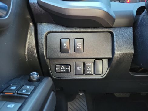 Used 2023 Toyota Tacoma TRD Sport w/ TRD Premium Sport Package AWD/4WD image 25