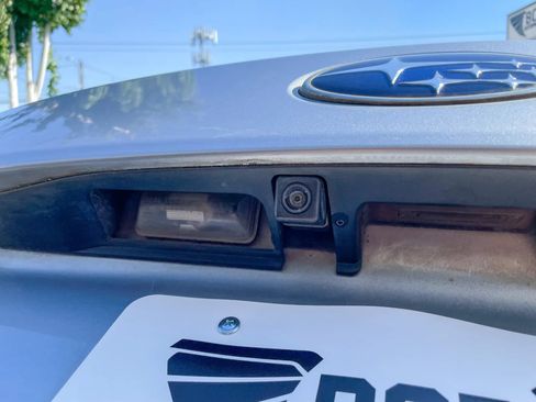 Used 2016 Subaru Outback 3.6R Limited AWD/4WD image 37