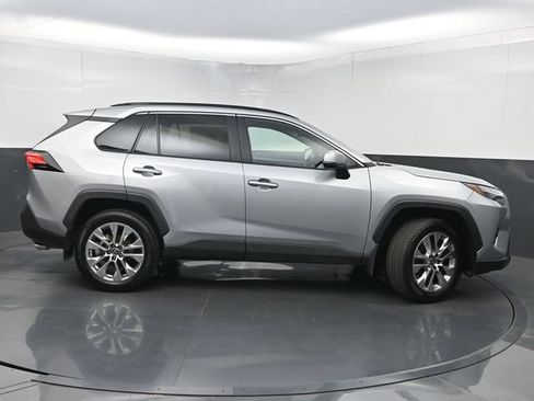 Used 2025 Toyota RAV4 XLE Premium w/ Weather Package FWD image 2