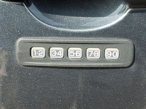 Used 2009 Ford Escape XLT image 7