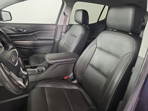 Used 2019 GMC Acadia SLT image 17