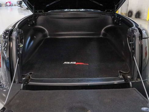 Used 2003 Chevrolet SSR w/ Preferred Equipment Group RWD image 21
