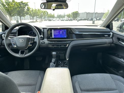 Certified 2025 Toyota Camry LE image 29