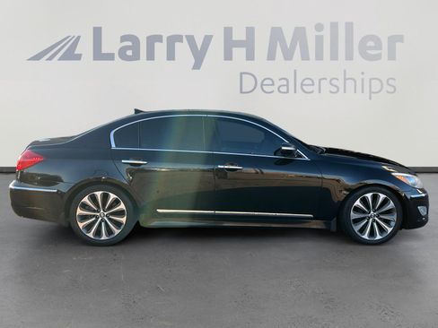 Used 2013 Hyundai Genesis 5.0 R-Spec image 7