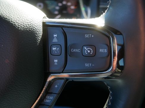 Used 2024 RAM 1500 Limited AWD/4WD image 29