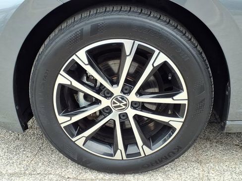 Used 2023 Volkswagen Jetta Sport FWD image 13