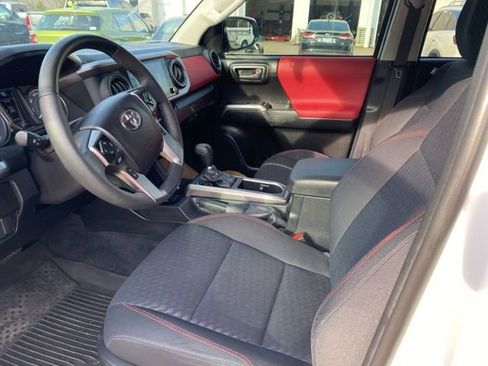 Used 2021 Toyota Tacoma SR5 image 16