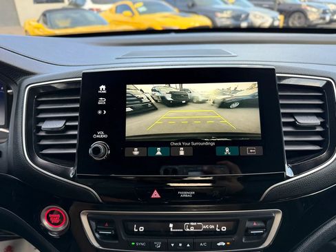 Used 2021 Honda Pilot Elite image 38