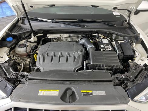 Used 2020 Audi Q3 2.0T Premium Plus w/ Premium Plus Package image 32