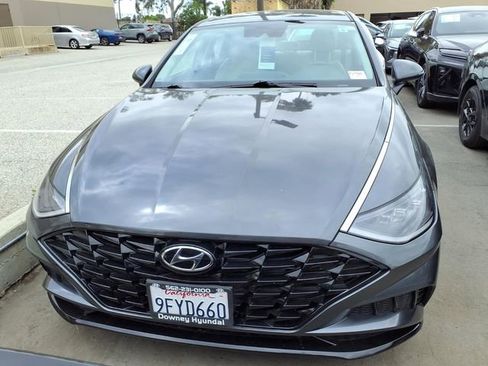 Certified 2023 Hyundai Sonata SEL w/ Cargo Package FWD image 2