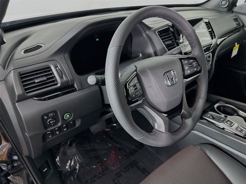 New 2026 Honda Ridgeline Black Edition image 25