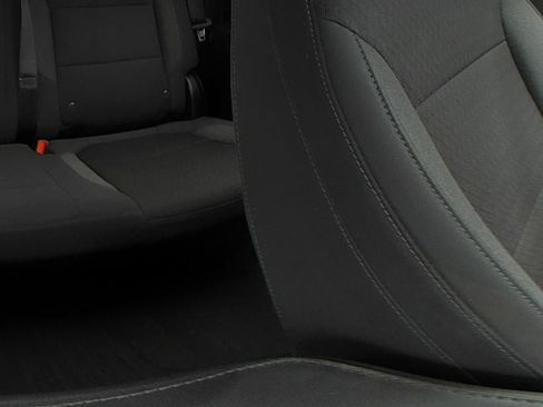 Certified 2022 Chevrolet Silverado 1500 Custom w/ LPO, Dark Essentials Package AWD/4WD image 17