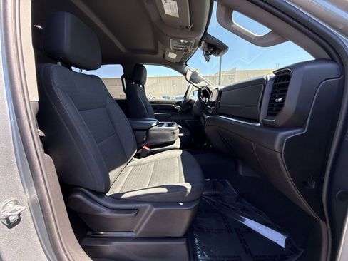 Used 2025 Chevrolet Silverado 1500 LT AWD/4WD image 27