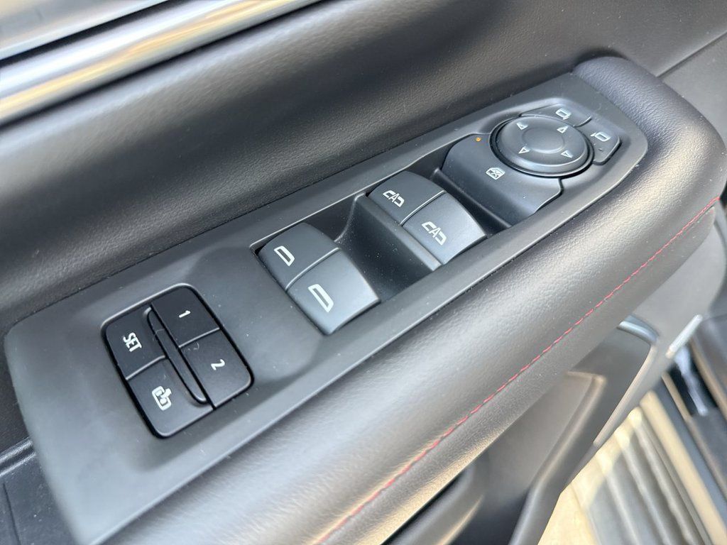 Used 2021 Chevrolet Tahoe RST AWD/4WD image 13