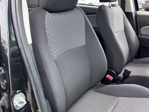 Used 2015 Toyota Yaris LE image 29