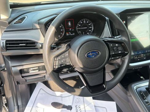 Used 2024 Subaru Crosstrek 2.0i Premium AWD/4WD image 17