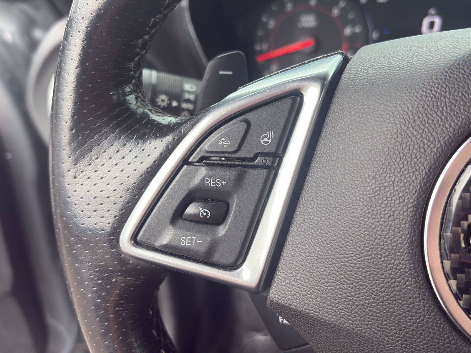 Used 2020 Chevrolet Camaro SS RWD image 29
