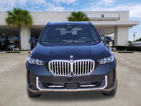 Used 2024 BMW X5 xDrive40i w/ Premium Package AWD/4WD image 2