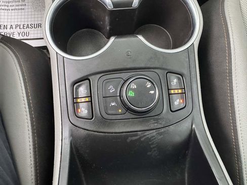 Used 2019 GMC Terrain SLT w/ Preferred Package image 36