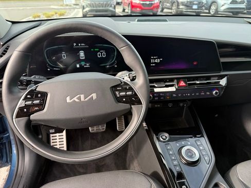 Certified 2023 Kia Niro SX Touring image 14