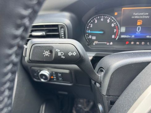 Used 2021 Ford Explorer Limited w/ Equipment Group 301A AWD/4WD image 23