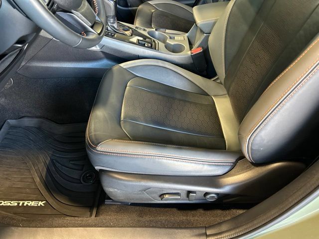 Used 2024 Subaru Crosstrek 2.5i Limited AWD/4WD image 47
