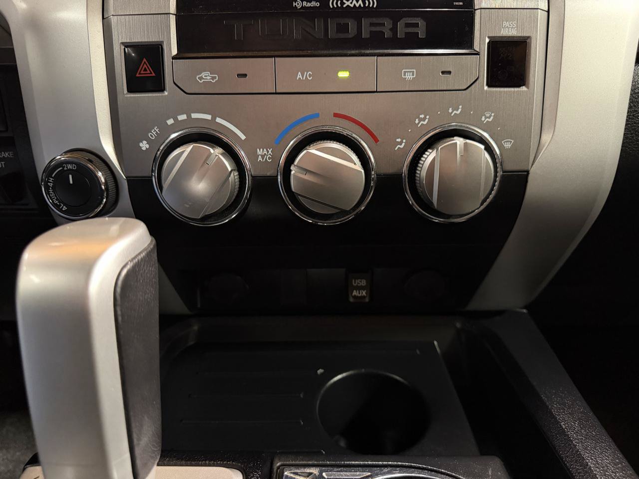 Used 2018 Toyota Tundra SR5 w/ SR5 Upgrade Package AWD/4WD image 18