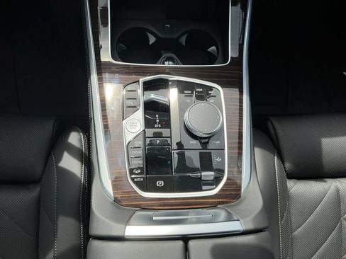 New 2026 BMW X5 xDrive40i w/ Premium Package AWD/4WD image 13