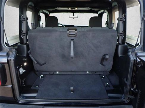 Used 2021 Jeep Wrangler Sport image 8