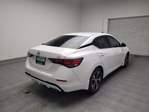 Used 2022 Nissan Sentra SV FWD image 9