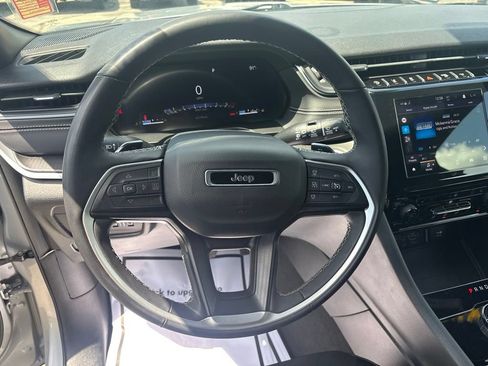 Used 2024 Jeep Grand Cherokee L Laredo AWD/4WD image 22