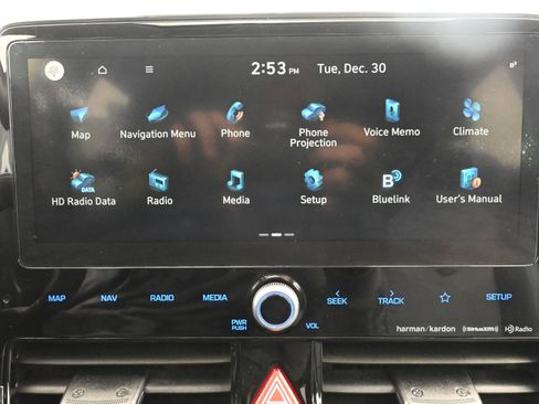 Used 2020 Hyundai Ioniq Limited image 15