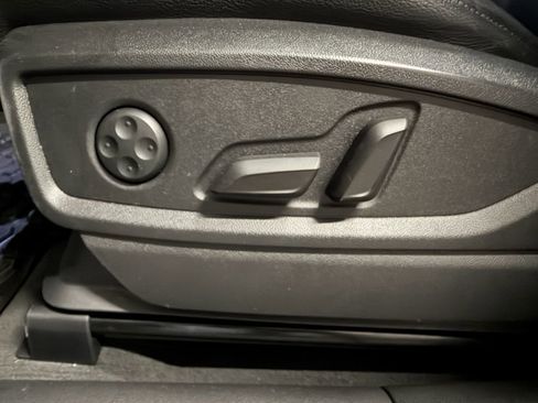 Used 2019 Audi SQ5 Premium Plus image 17