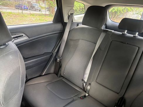 Used 2025 Kia Sportage LX FWD image 39